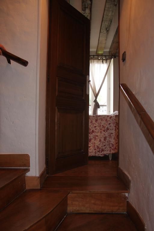 Les Jardins De La Tuilerie Bed & Breakfast Jouarre Room photo