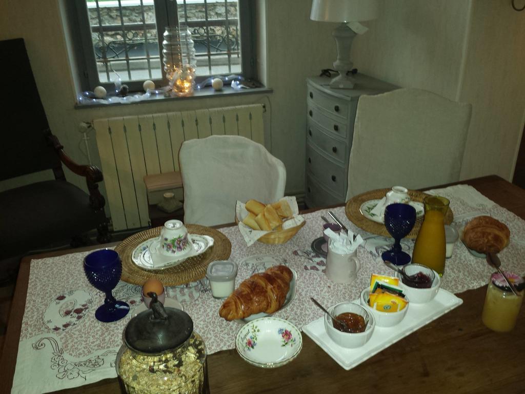 Les Jardins De La Tuilerie Bed & Breakfast Jouarre Exterior photo