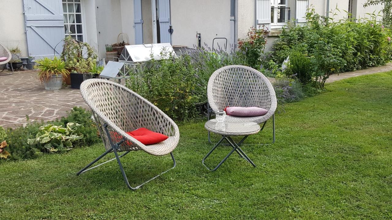 Les Jardins De La Tuilerie Bed & Breakfast Jouarre Exterior photo
